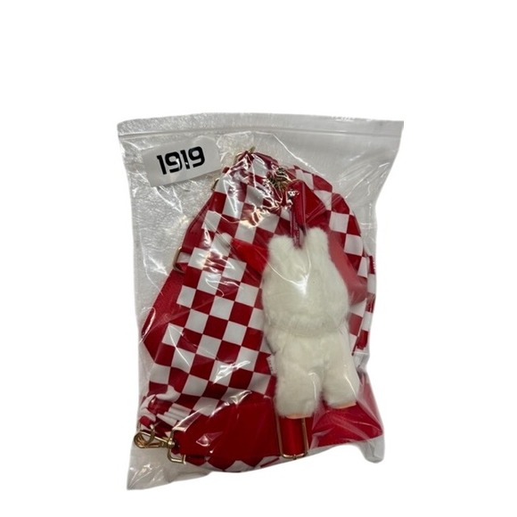 Red White Checkerboard Fanny Pack Bum‎ Bag With FREE Plush Charm - Picture 2 of 4